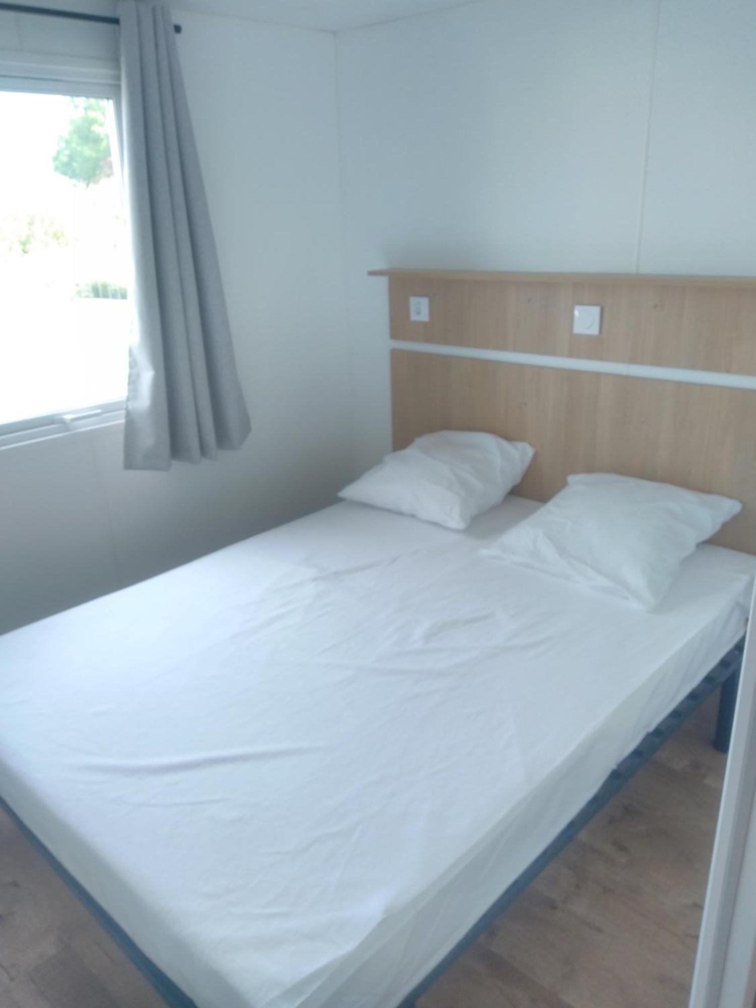 Camping Les Voiles Flocques Zewnętrze zdjęcie